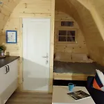 Du キャンプ場 2*
