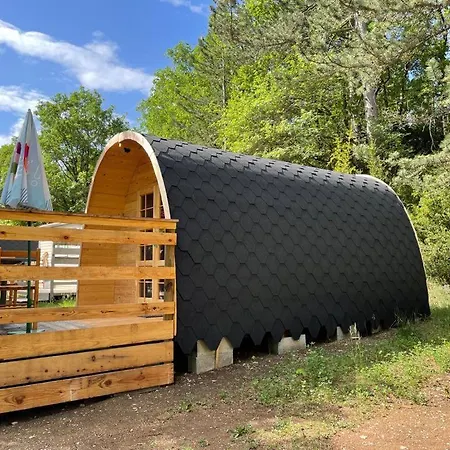 营地 Du 圣于连迪韦尔东