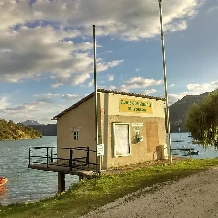 Du 圣于连迪韦尔东