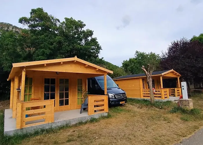 Du 2* Saint-Julien-du-Verdon